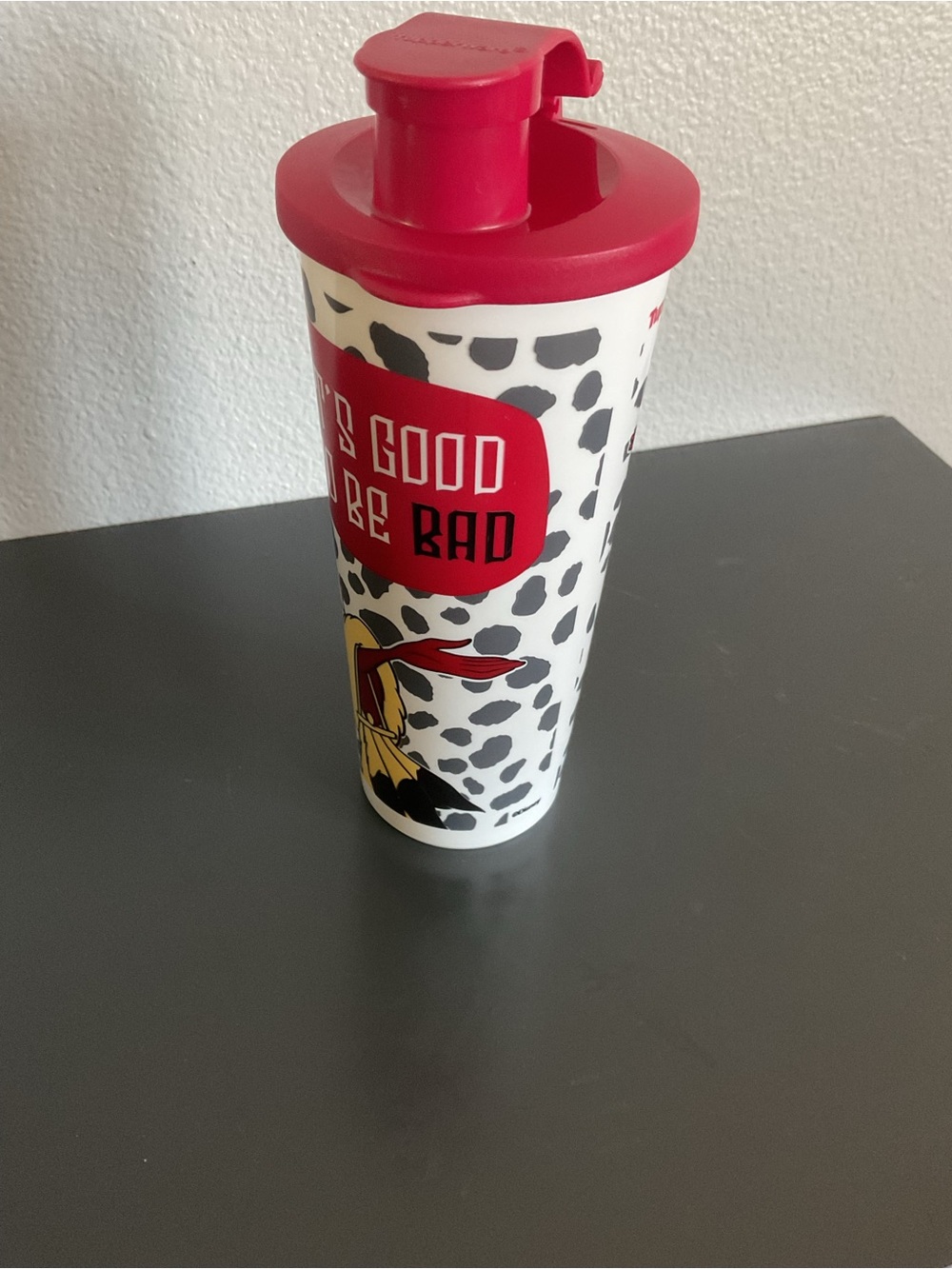 Tupperware Red-Lid Graphic Travel Tumbler with Black & White Print - Picture 3 of 4